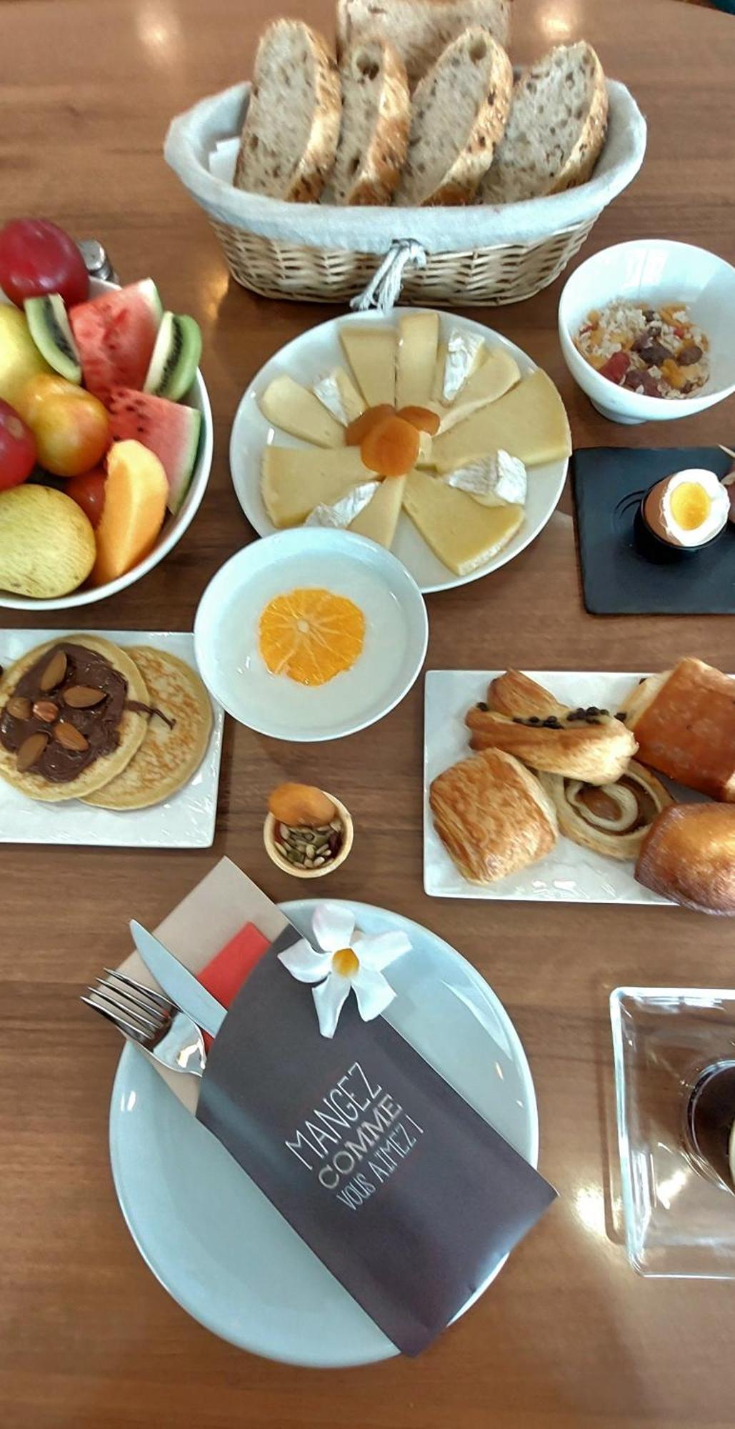 Ibis Grenoble Centre Bastille Bagian luar foto