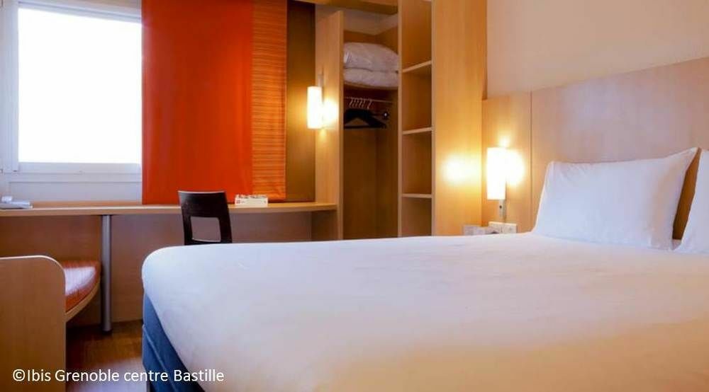 Ibis Grenoble Centre Bastille Bagian luar foto